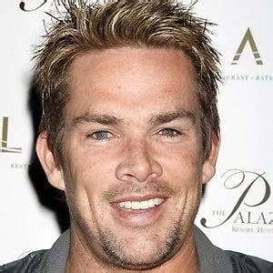 Mark McGrath - Bio, Family, Trivia | Famous Birthdays