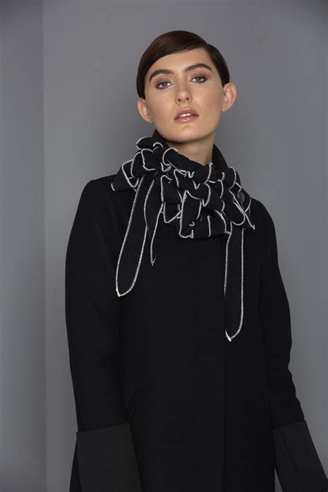 The original button and go scarf by Rew clothing unusual stylish and practical clothing – REW