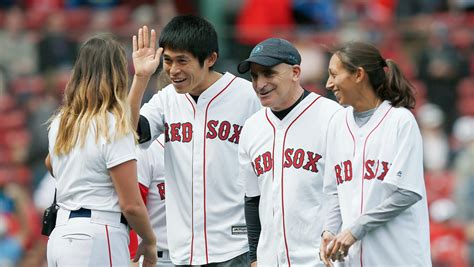 Red Sox notes: Sportscaster Sean McDonough having 'fun' in Boston's ...