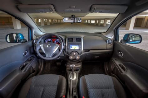 2016 Nissan Versa Note Pictures - 21 Photos | Edmunds