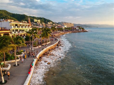 A place for beautiful sunsets: Los Arcos in Puerto Vallarta - México