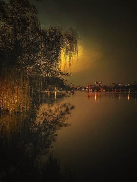 Sunset and Night view of Hoan Kiem Lake :: Behance