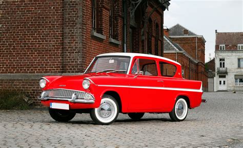 1965 Ford Anglia Sportsman: The "Mini Ford Thunderbird"