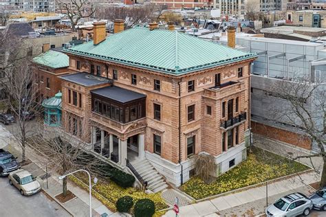 Foreclosed Wrigley Mansion returns with a $2.25M price increase - Curbed Chicago