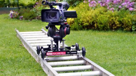 A beginner's guide to the dolly shot - Videomaker