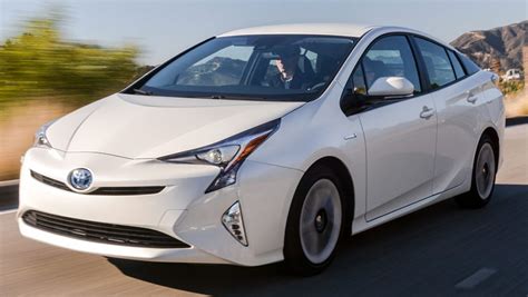 Compare the 2016 Toyota Prius Models - Thomasville Toyota