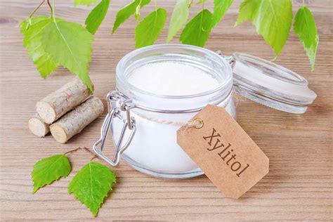 What Is Xylitol? A Review of the Benefits and Side Effects