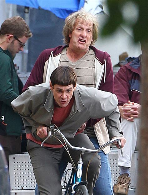 'Dumb and Dumber 2' Set Pics: Harry and Lloyd Ride a Bike