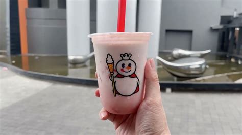 China’s largest drinks franchise opened 7,643 new stores last year - TLD by MW | DO