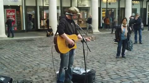 Amazing Singer At Covent Garden / LONDON - Rob Falsini : "Chasing Cars" (Snow Patrol) - YouTube