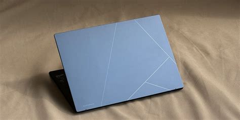 ASUS Zenbook 14 OLED (UX3405) Review — a return to form for Zenbook ...