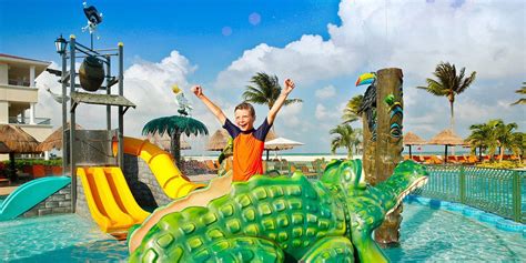 8 Cancun All Inclusive Family Resorts With Water Parks | Family Vacation Critic