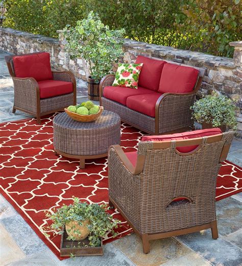 How To Choose The Right Luxury Patio Furniture For Your Home - Patio ...