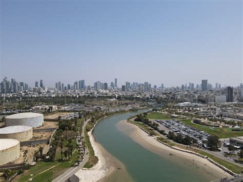 Tel Aviv skyline : r/skylineporn