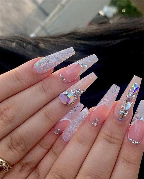 𝓢𝓮𝓿𝓲𝓮 𝓚𝓷𝓸𝔀𝓵𝓽𝓸𝓷 ♛ | Quinceanera nails, Swarovski nails, Coffin nails designs