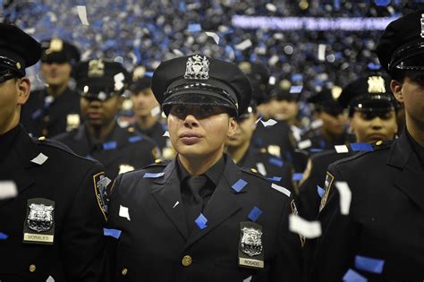 A new officer graduates from the NYPD Police Academy [2048x1363] : r ...