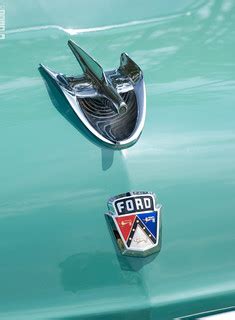 Old Ford Logo | Old Ford car. Logo. 1960th ? Ponte Vedra Bea… | Flickr