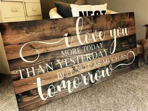 10 Appealing Rustic Love-Signs That You Can Do For Free