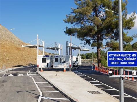 Two New Border Crossings Open in Cyprus, the First in Eight Years (video) - GreekReporter.com