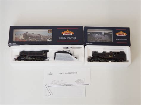 Lot 322 - A pair of BACHMANN OO gauge steam