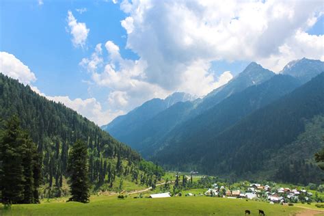 Pahalgam, Kashmir - PixaHive