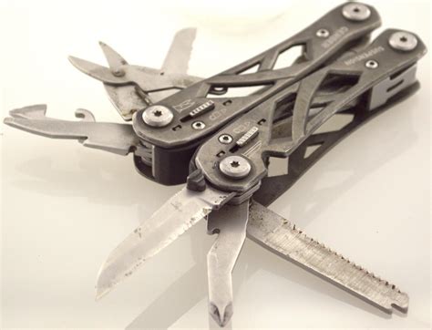 Gerber Suspension Multi Tool Pliers Knife