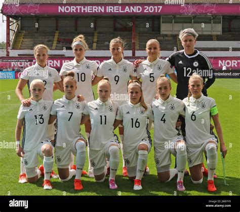 Ireland womens soccer team hi-res stock photography and images - Alamy