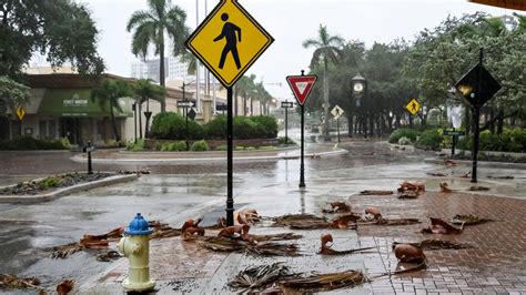 Hurricane Ian: Florida pummelled by one of the most powerful storms in US history | US News ...