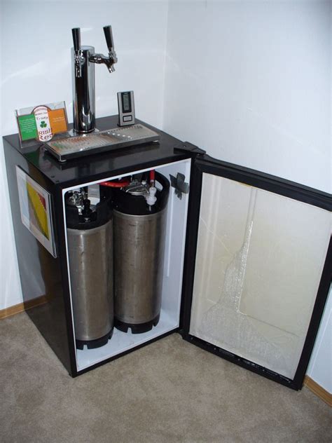 How to Build Your Own Kegerator | Пивоварня, Пиво, Бар