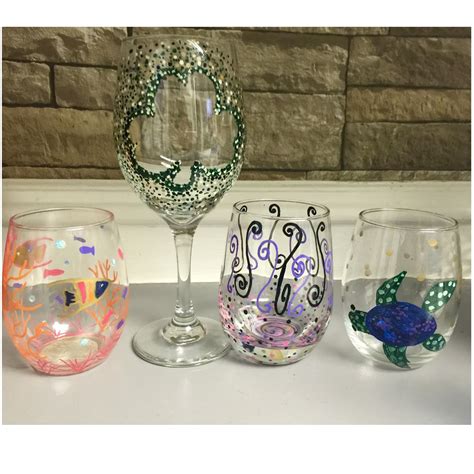 Diy painted wine glasses | Diy wine glasses painted, Painted wine glasses, Diy painting