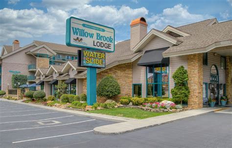 5 Ways to Save Money at Our Hotel in Downtown Pigeon Forge TN - Accommodations by Willow Brook ...