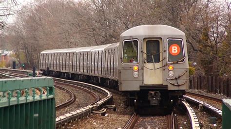 MTA Subways Manhattan Bound R68A B Train @ Kings Highway - YouTube