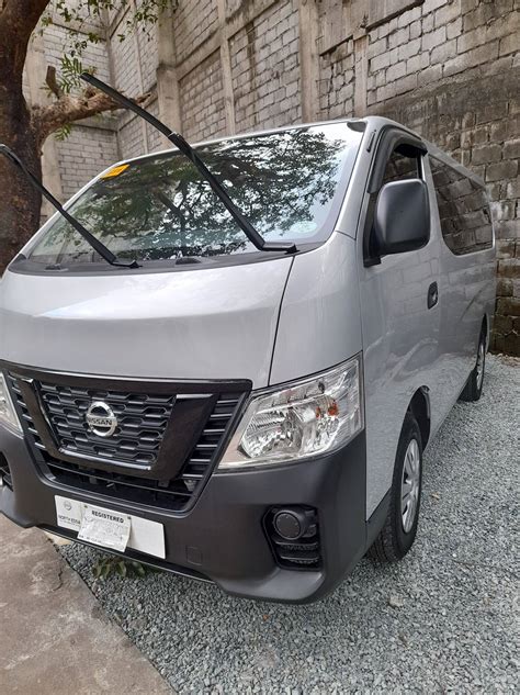 Toyota Hiace Commuter Deluxe 2021 Specs & Price in Philippines