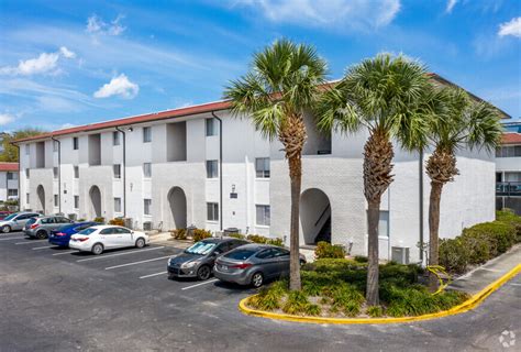 Bay Cove - 19135 US 19 N Clearwater FL 33764 | Apartment Finder