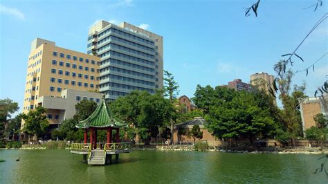 Nostalgic walking tour : Taipei | Visions of Travel