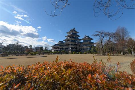 Matsumoto Castle with a Beautiful Foreground in Matsumoto, Nagano ...