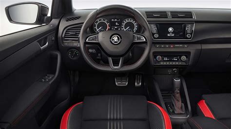 New Skoda Fabia debuts with stylish looks and tech - Autodevot