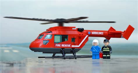 LEGO® Medical Helicopter Ambulance Instructions | ubicaciondepersonas ...