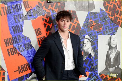 Shawn Mendes & Tate McRae Attend Tommy Hilfiger Show at New York ...