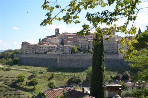 Anghiari, IT location de vacances à partir de € 83/nuit | Abritel