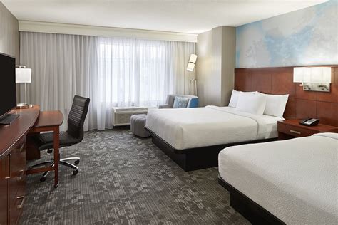 COURTYARD BY MARRIOTT OTTAWA DOWNTOWN - Updated December 2024 - 38 Photos & 24 Reviews - 350 ...