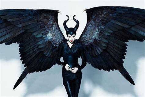 Pin by Aithusa on Angie | Maleficent movie, Maleficent halloween costume, Angelina jolie maleficent