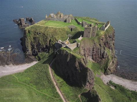 Topofly: Dunnottar Castle