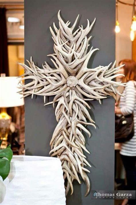 This is amazing! | Decorating with antlers, Deer antler decor, Hunting decor