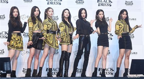 CLC Talks About Being The Only Girl Group At Cube Entertainment | Soompi