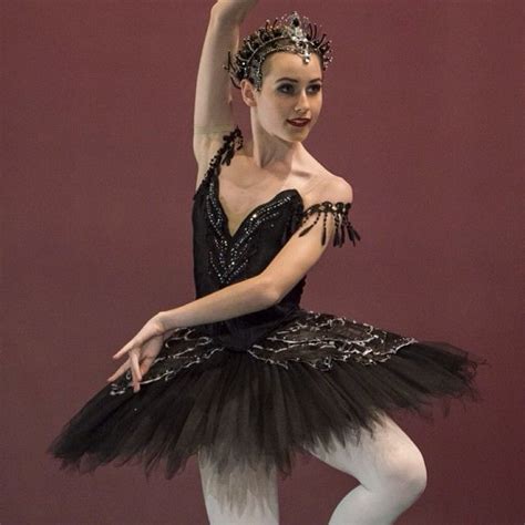 Stunning Prima Diva Black Swan tutu, worn by Capezio Athlete Talia Fidra Ballerina Art, Ballet ...