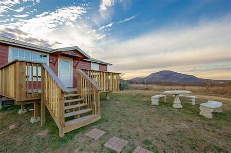 Medicine Park Oklahoma Cabins - Red Cabin - Medicine Park Cabin