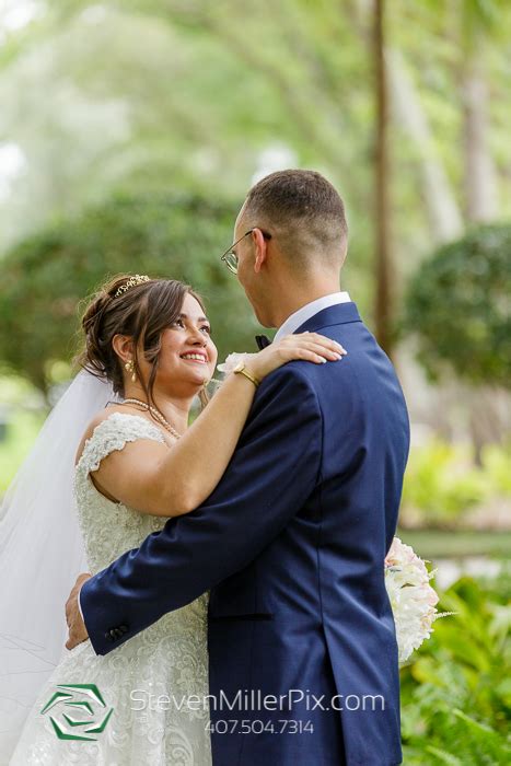 Annunciation Catholic Church Orlando Weddings | Steven Miller Photography | Orlando Wedding ...