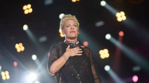 Pink announces deluxe version of 'Trustfall' | 100.7 KGMO