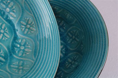 Pier 1 turquoise crackle matte black ceramic soup salad bowls set of 6